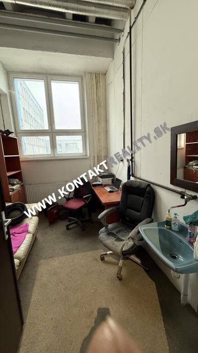 Skladový - výrobný priestor 234 m2, ul. Rastislavova, Juh - 7