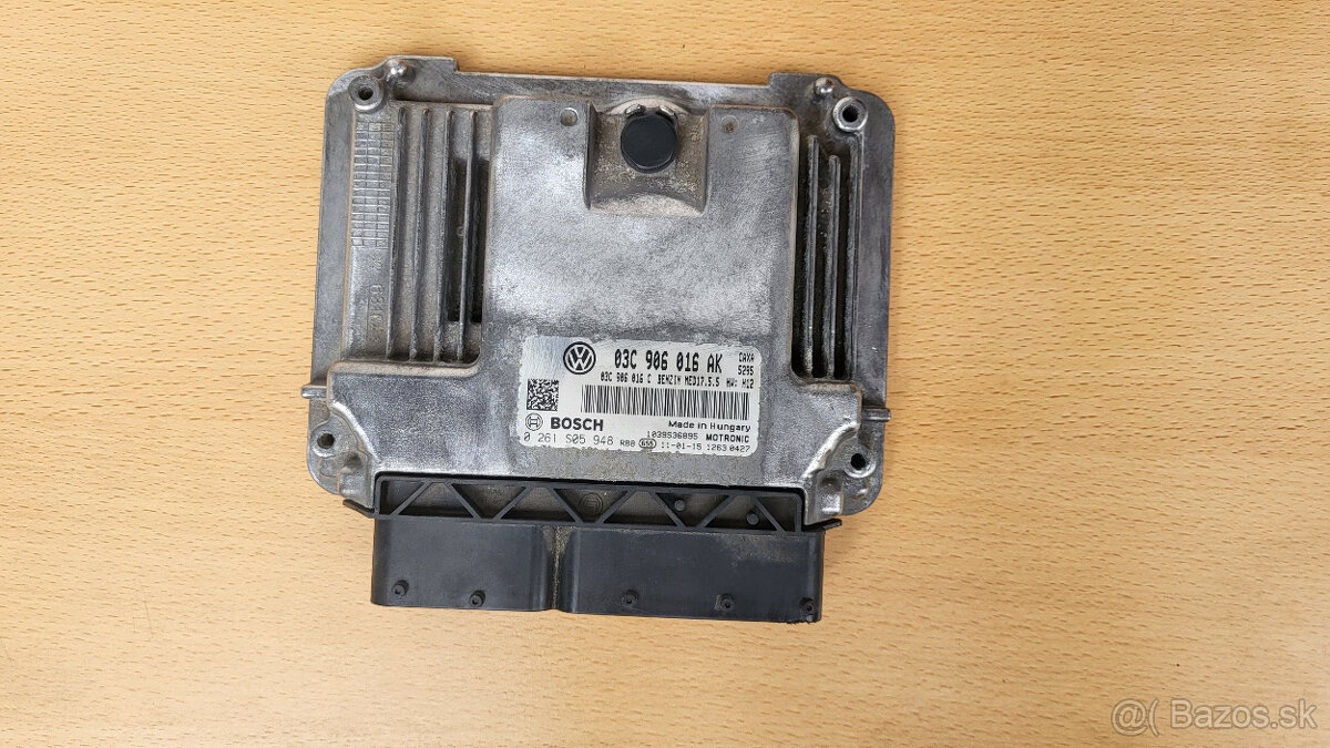 Predam riadiacu jednotku motora 1,4 TSi- 90 kW- CAXA - 7