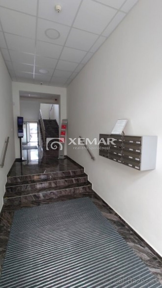 Na prenájom administratívne priestory, 65 m², Banská Byst... - 7