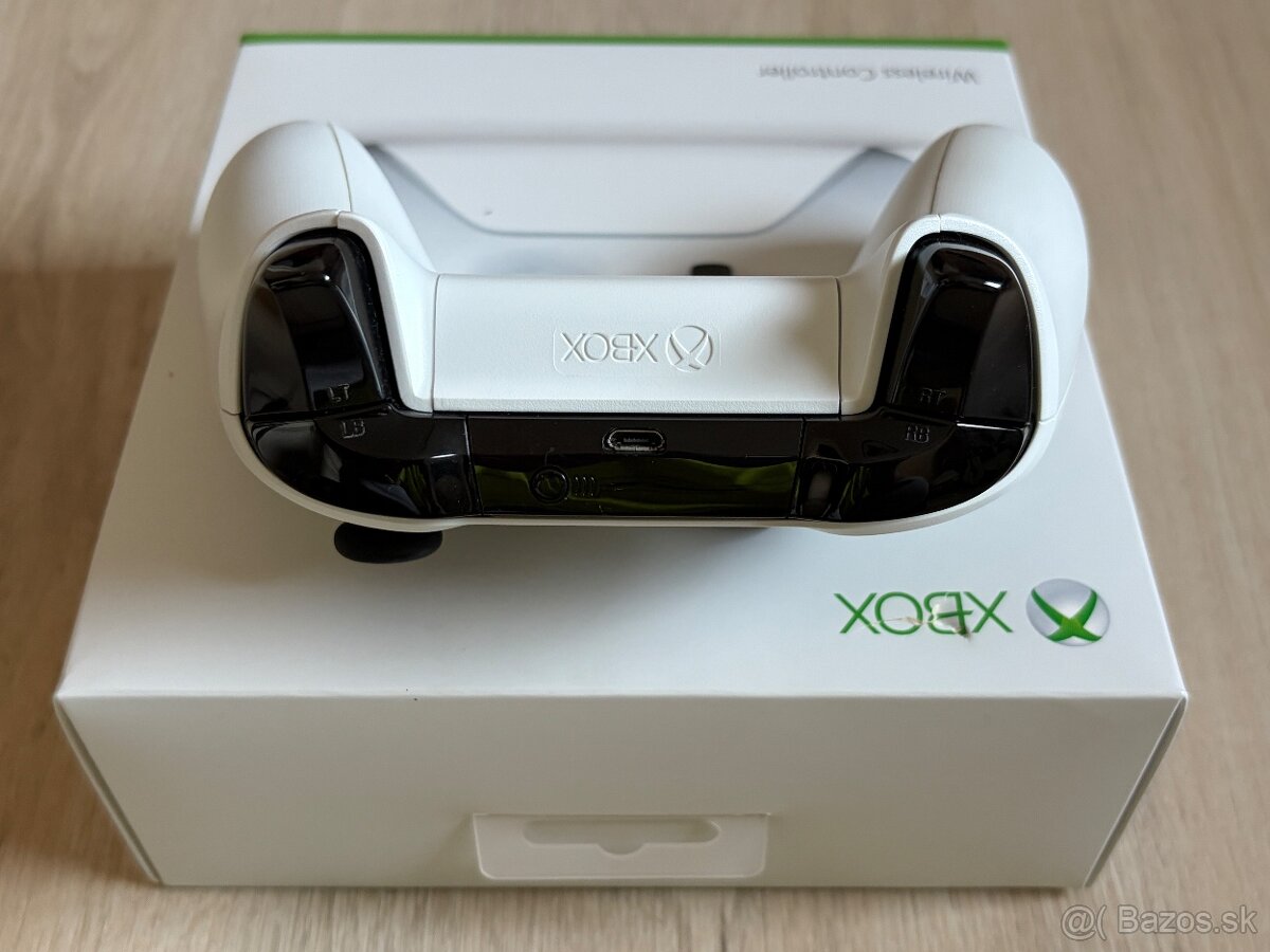 Predám originálny Xbox One S Wireless Controller - 7