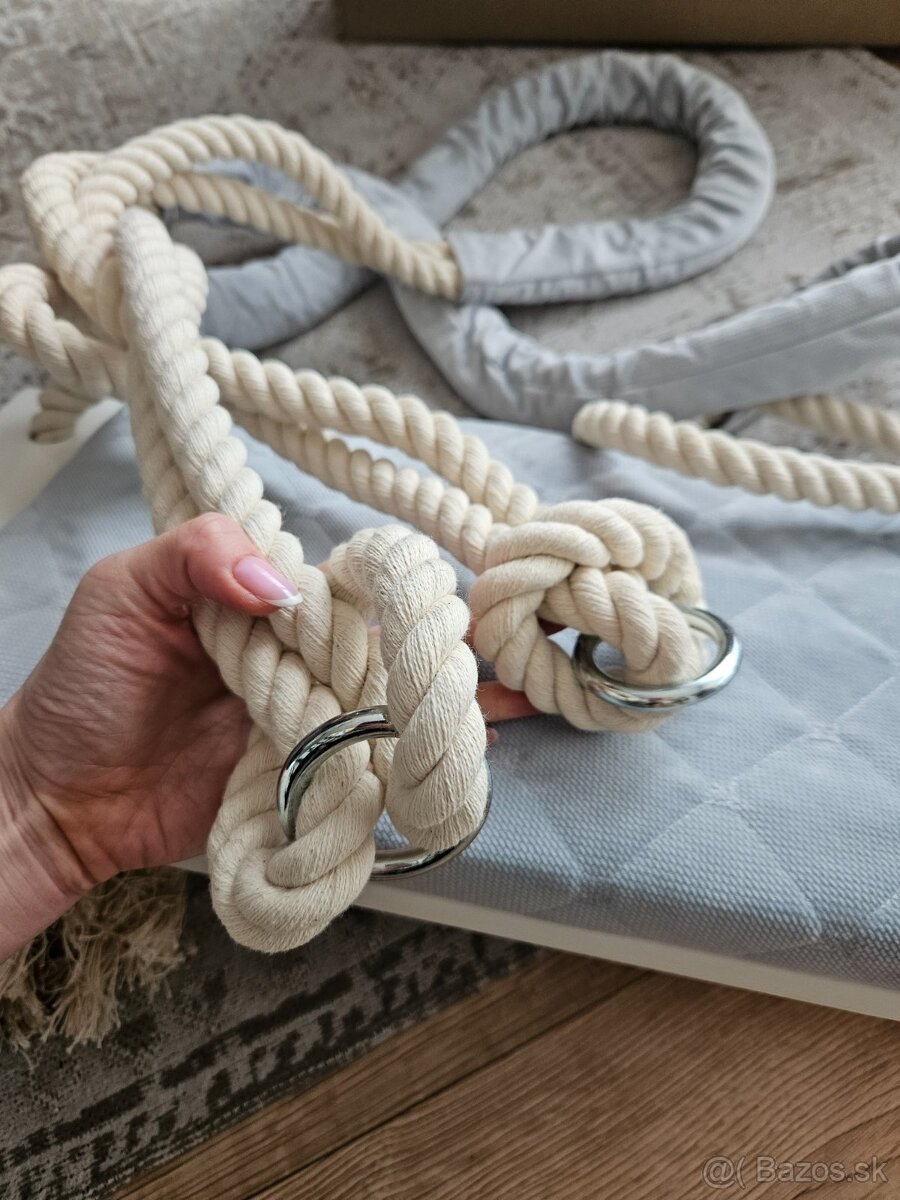 Drevená hojdačka svetlosivá NOVÁ - 7