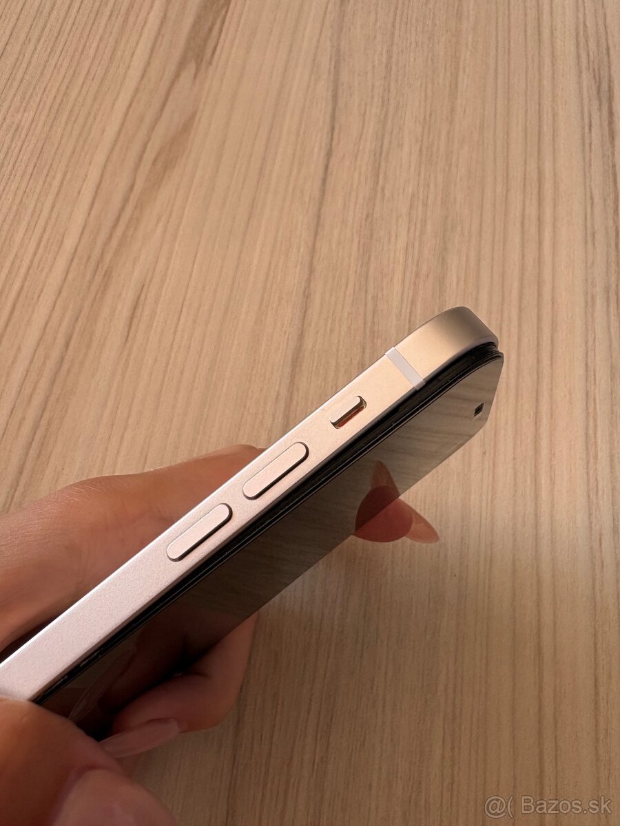 iPhone 12 - 7