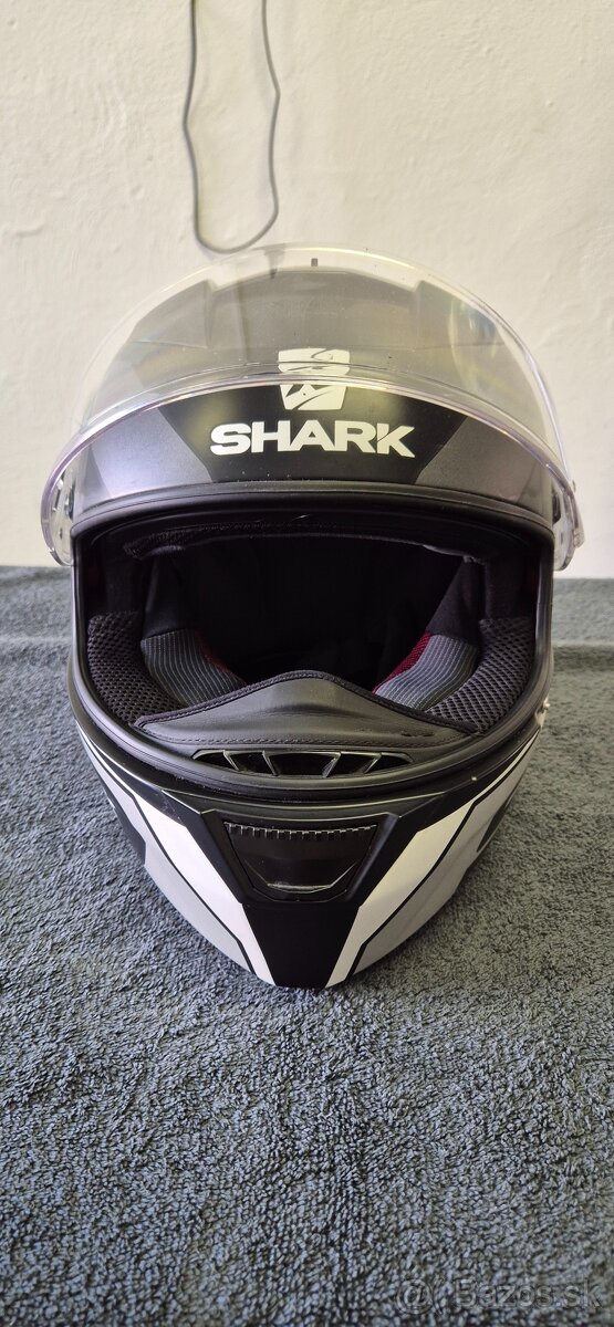 Prilba Shark - 7