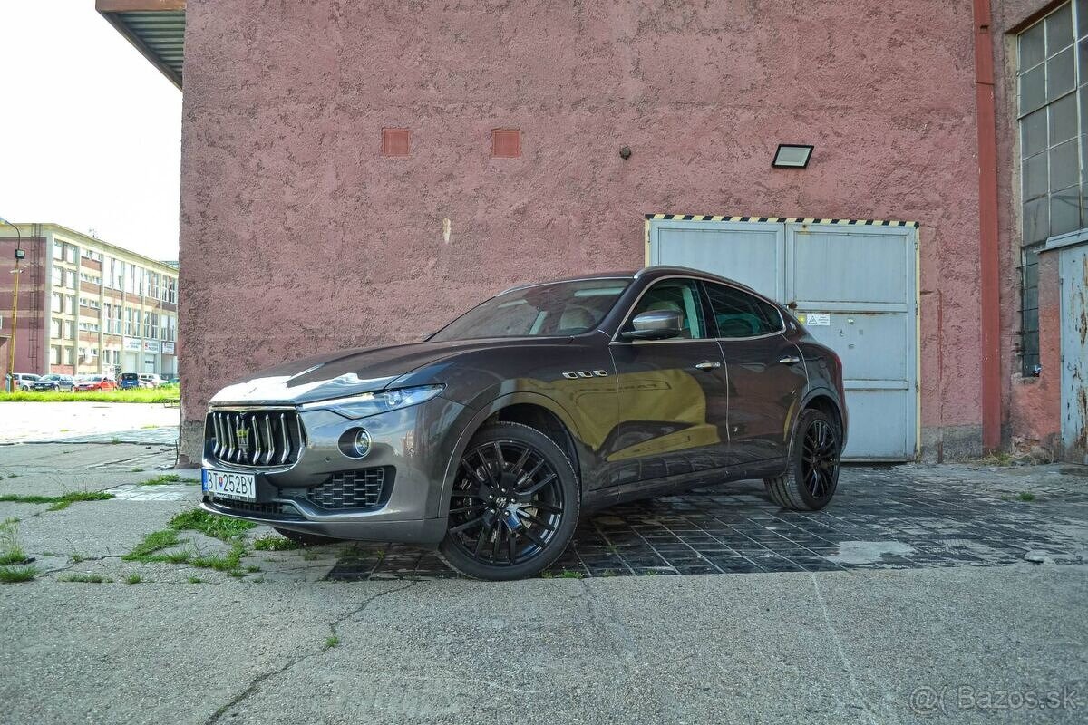 Maserati Levante S 3.0 benzín 316kW - 7