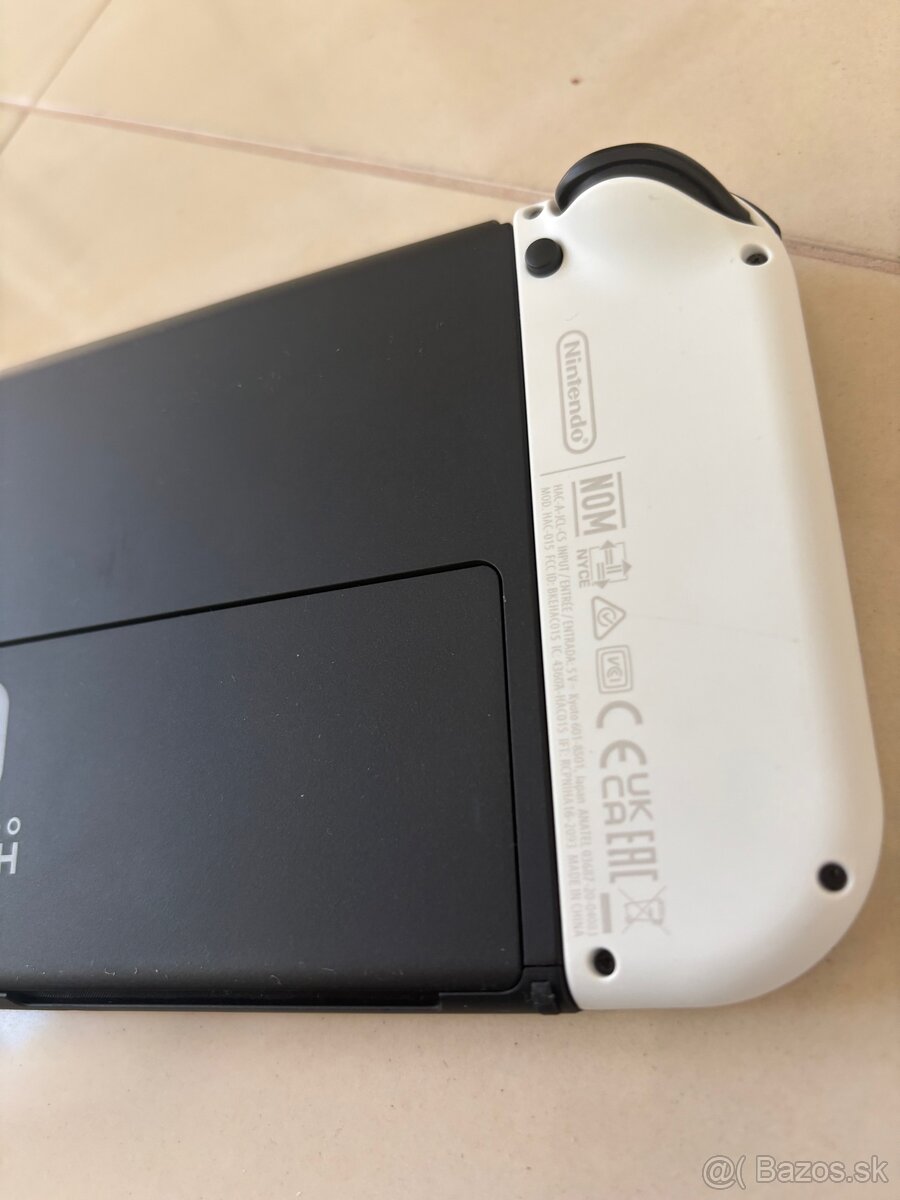 Nintendo Switch Oled + Prislušentvo a Hry - 7