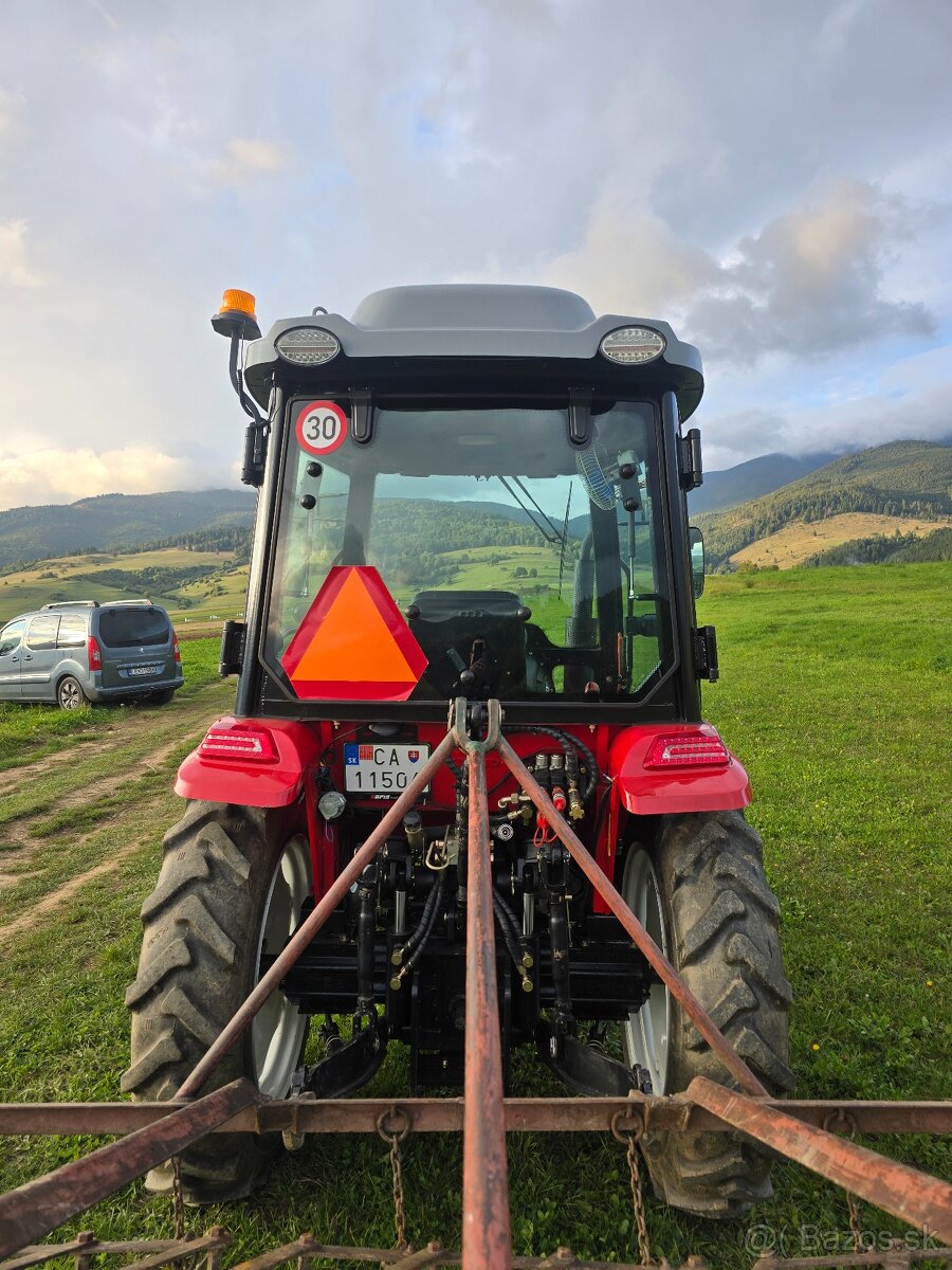 60-koňový traktor s klimatizovanou kabínou - 7