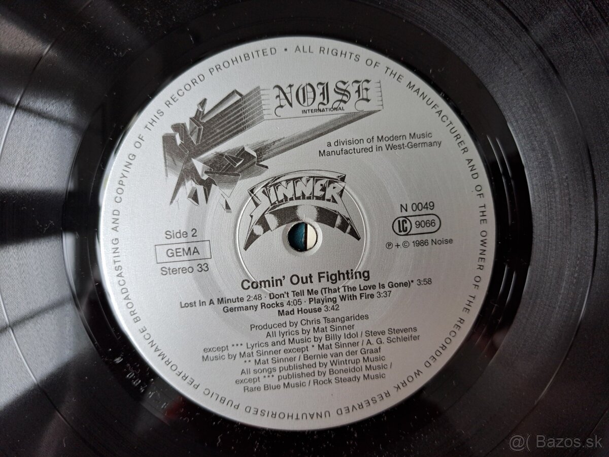 Lp SINNER - Comin Out Fighting / EX - 7