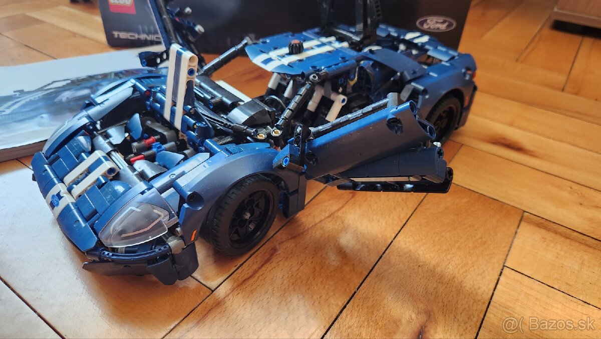 LEGO® Technic 42154 2022 Ford GT - 7