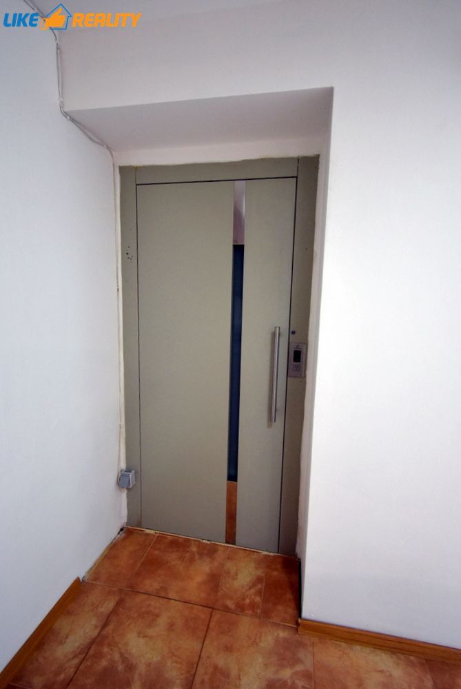 Novostavba /10r/ s výťahom v tichej uličke Martin Stráne - 7