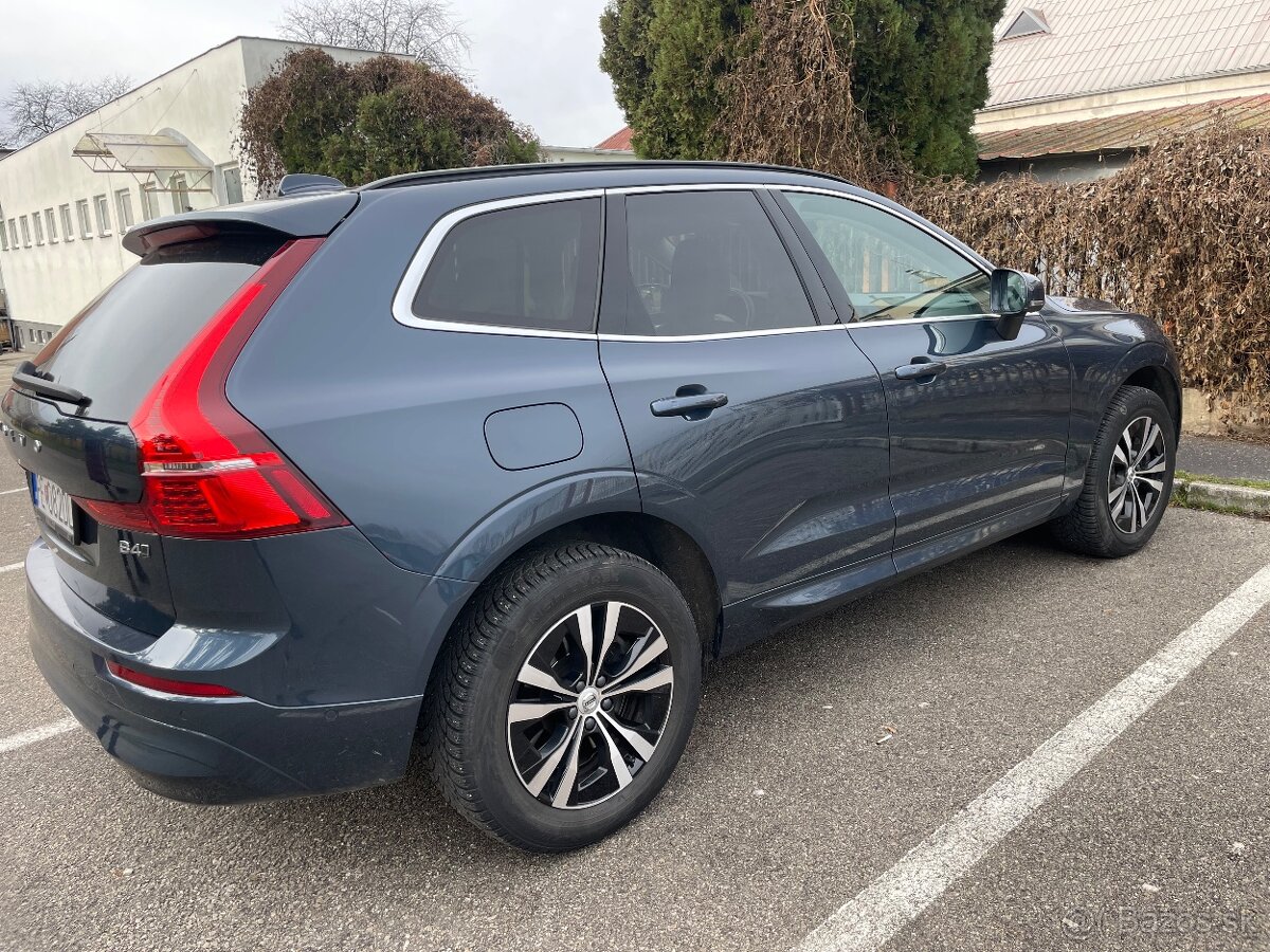 Volvo XC60 2,0 B4D Mommentum AWD - 7