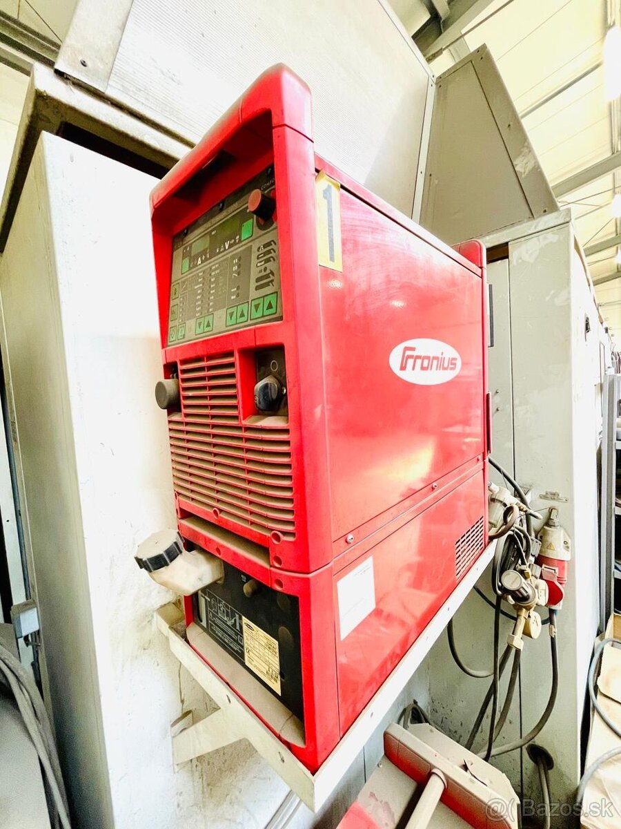 Robotická svařovací buňka Robolution 2x ABB IRB 2400L (8389) - 7