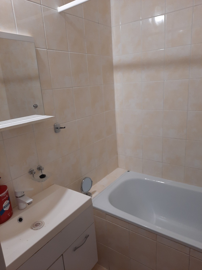 prenajmem 2-izb. byt v Galante s loggiou a klimou - 7