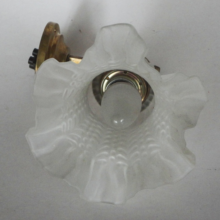 Nástenné svietidlo s tienidlom. - 7