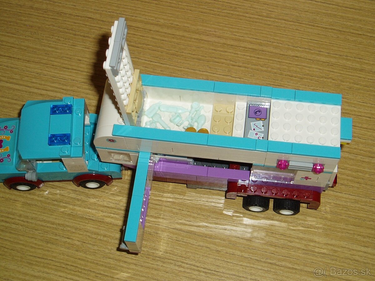 41125 Veterinársky príves s koňom - 7