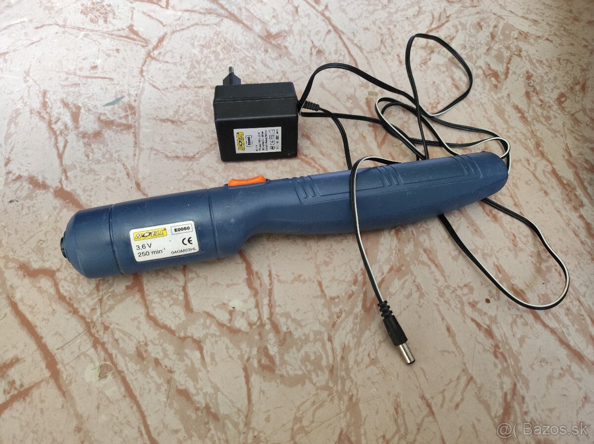 Prepäťová el. ochrana, Reflektory, Držiak telefónu, LED reťa - 7