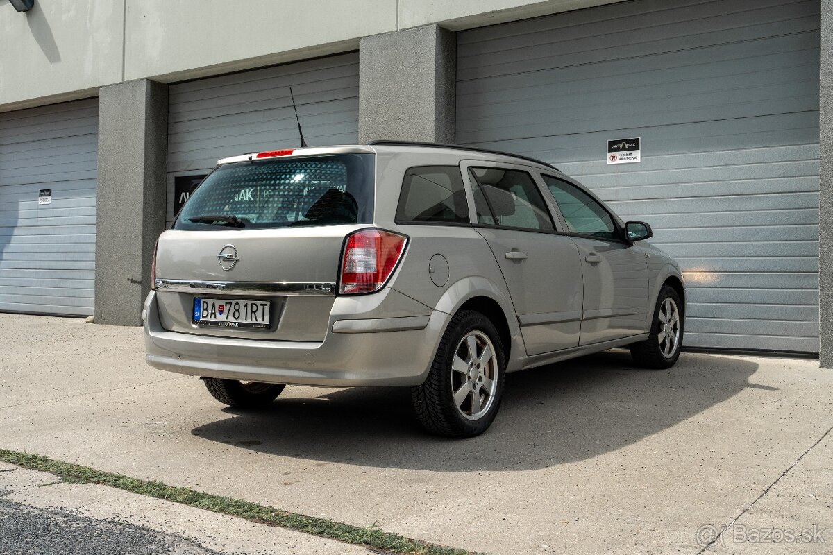 Opel Astra 1.6i, SR vozidlo - 7
