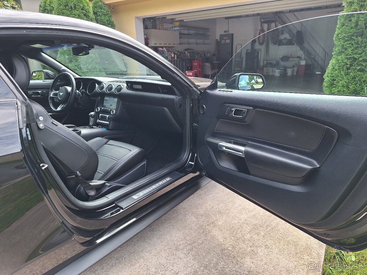 Ford Mustang 3,7 - 7