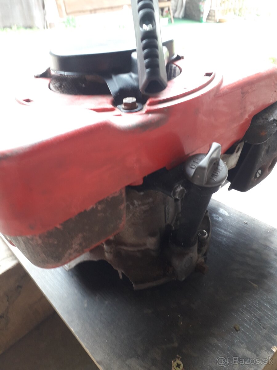 Motor honda gxv140 - 7