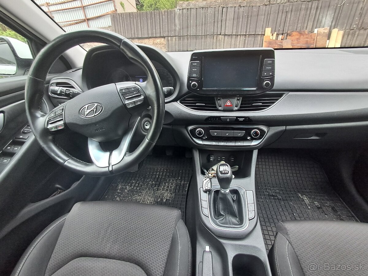 HYUNDAI i30 KOMBI 1.4 TGDI - 7