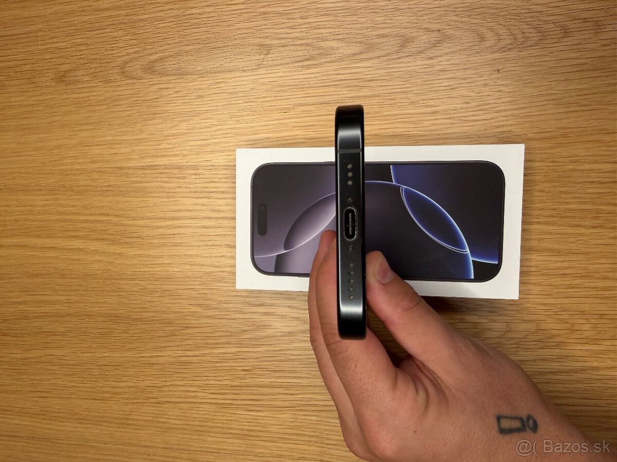 iPhone 16 Pro 256GB čierny titán - záruka do 17.10.2026 - 7
