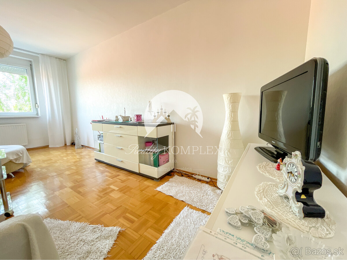 Reality KOMPLEX s.r.o. Vám ponuka EXKLUZÍVNE na PREDAJ 4-izb - 7