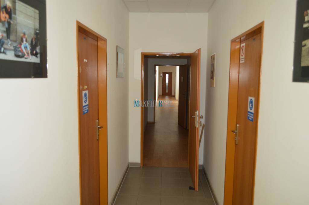 Maxfinreal Kancelária s parkovaním a terasou v Nitre 42m2 - 7