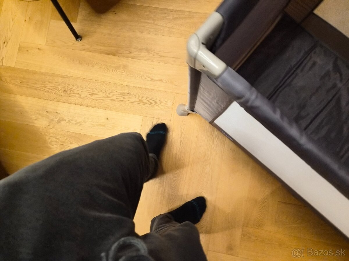 Cestovná postieľka Chicco + matrac - 7