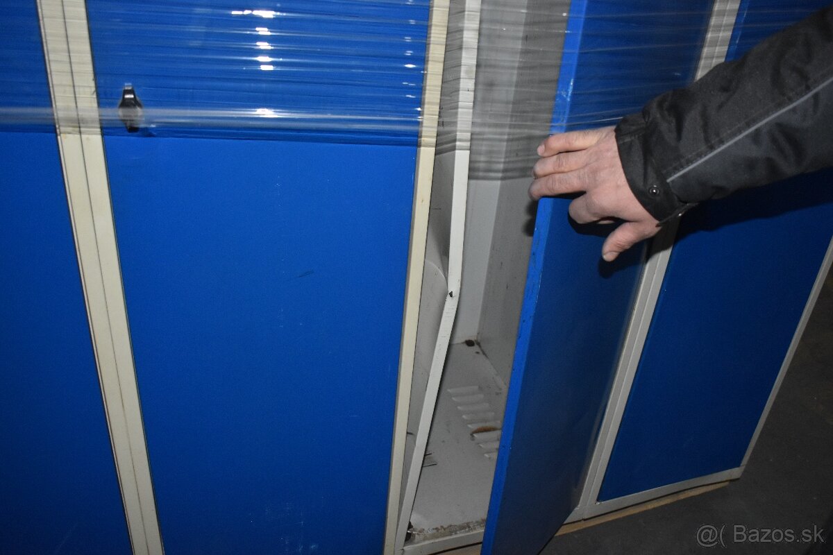 2-dverová šatníková skriňa s dlhými dverami - poškodená - 7