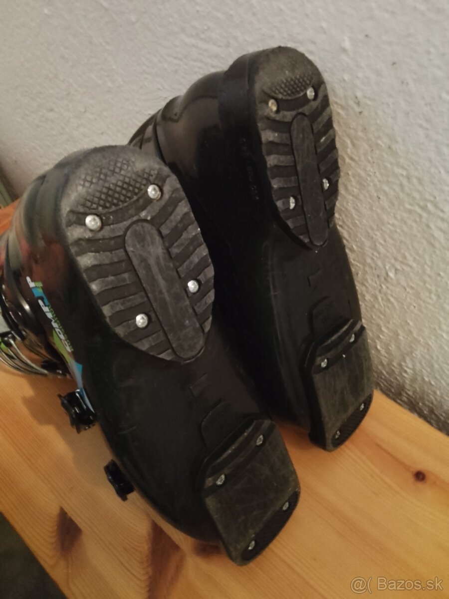 detske / junior lyziarky ROSSIGNOL a DALBELLO - 7