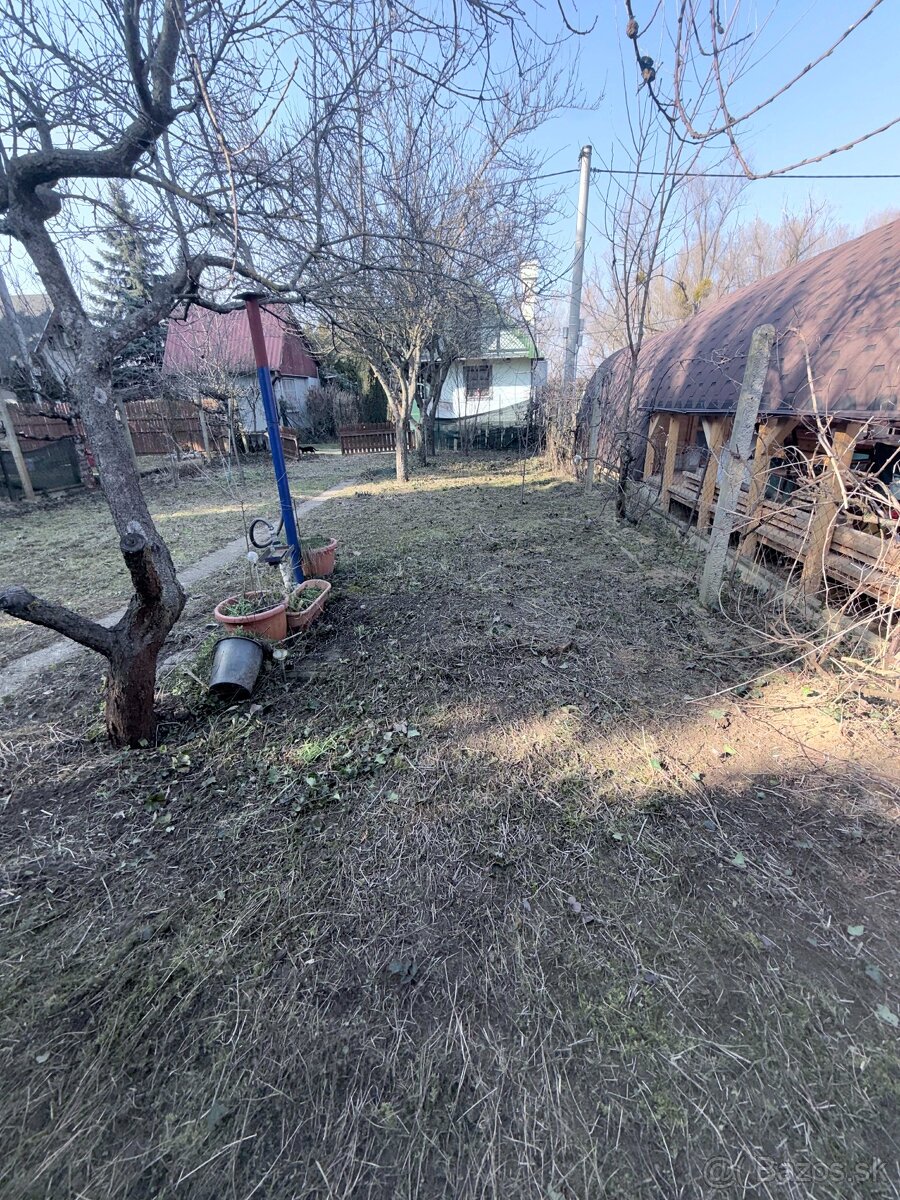 Záhradka na predaj pri Váhu - 7