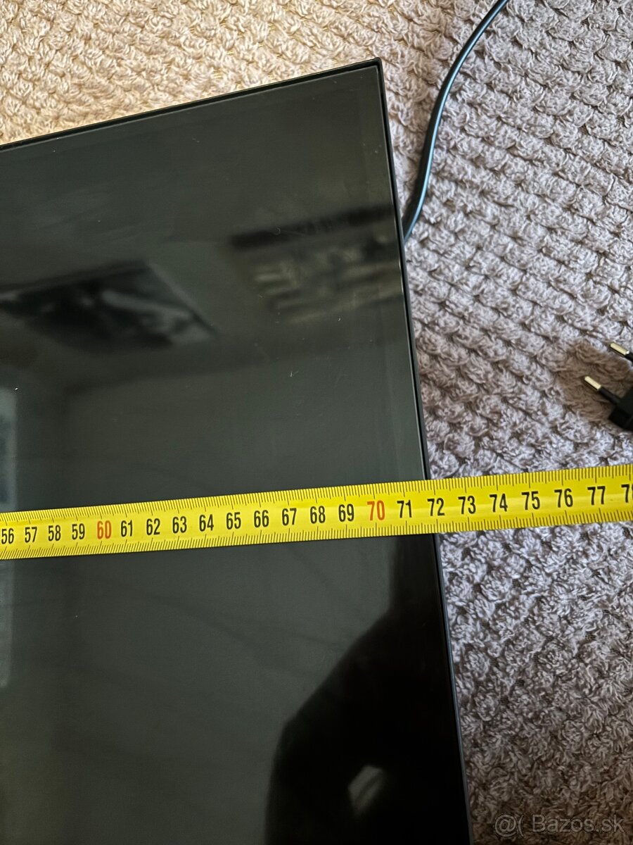 Televízor Hisense - 7