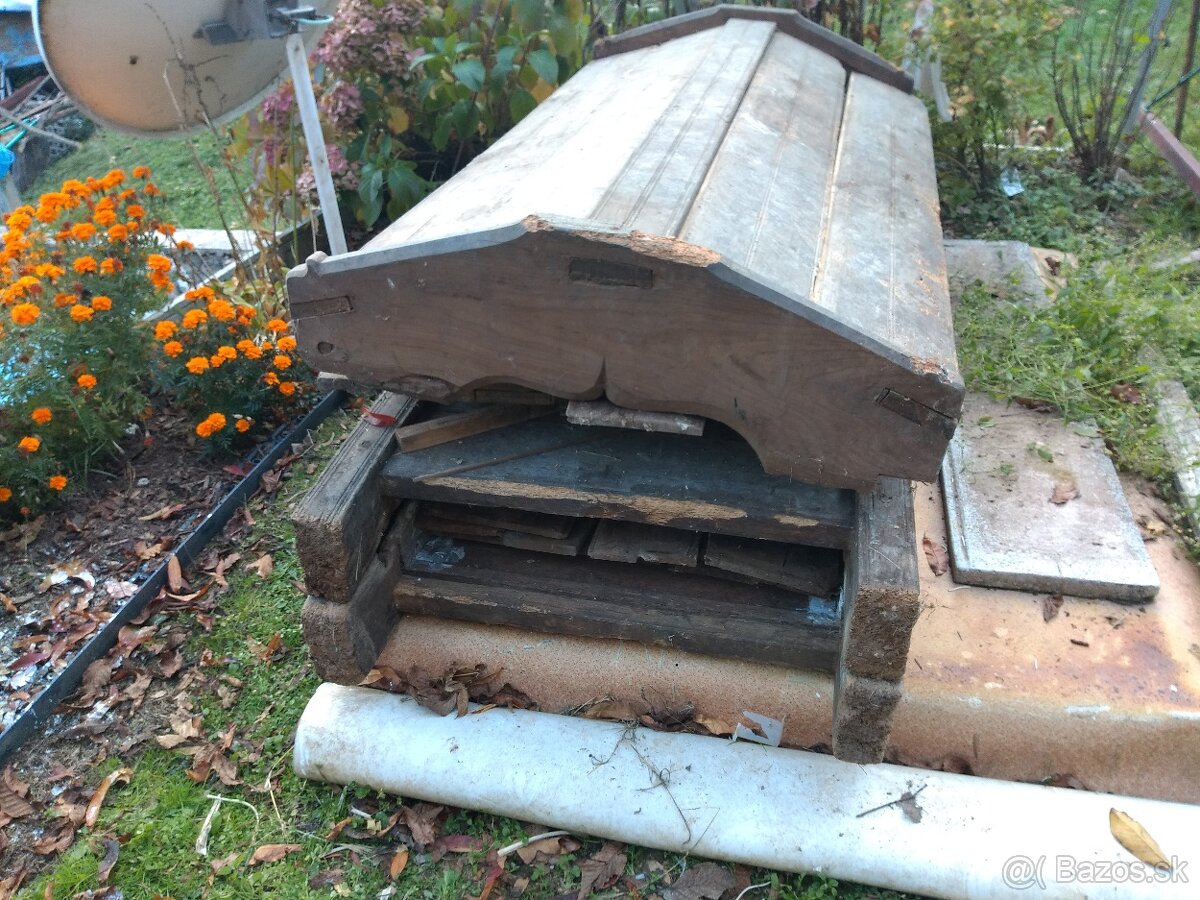 DREVENÁ BEŇDŇA NA OBILIE - 7