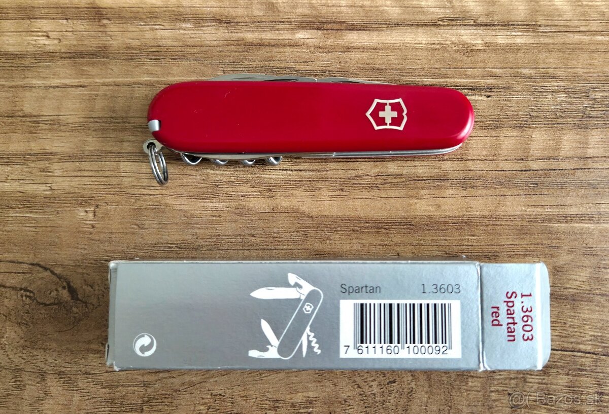 Victorinox nôž - 7