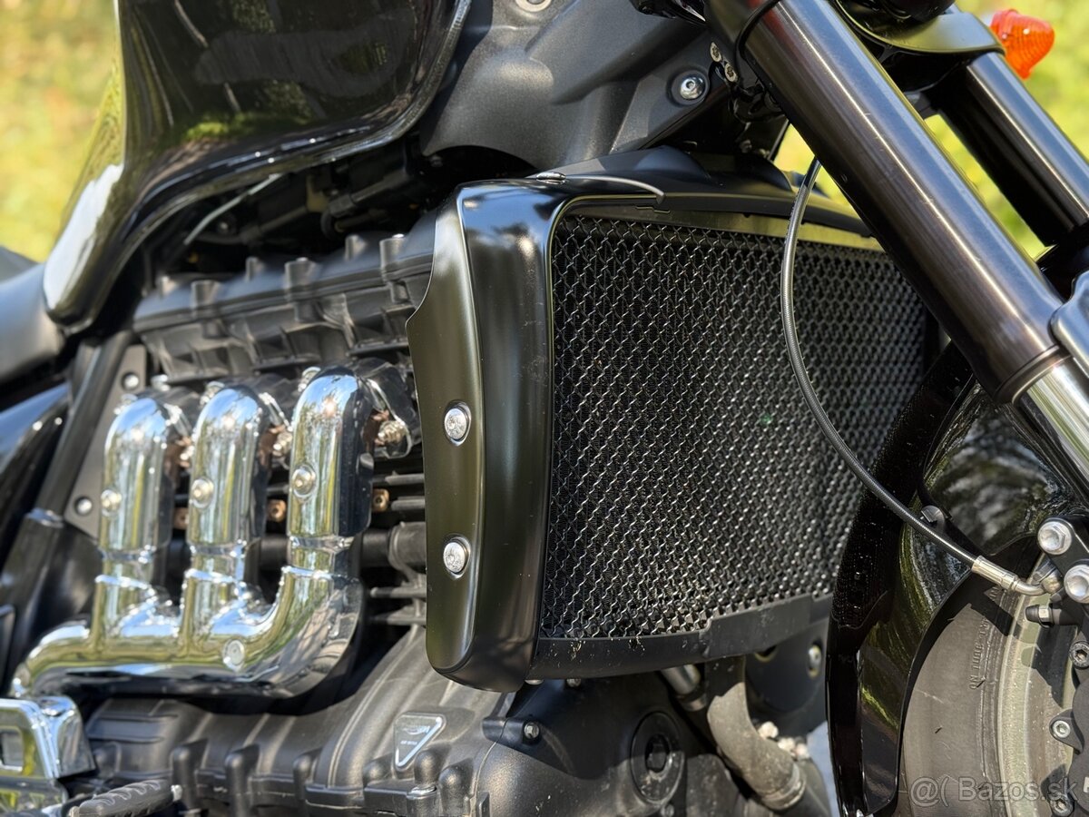 Triumph Rocket 3 Roadster - 7