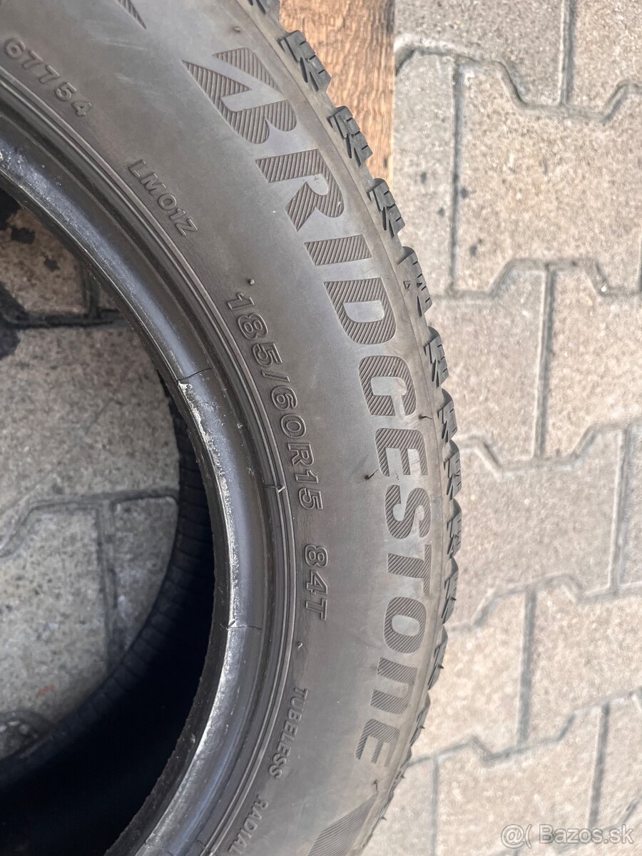 185/60R15 Bridgestone zimne - 7