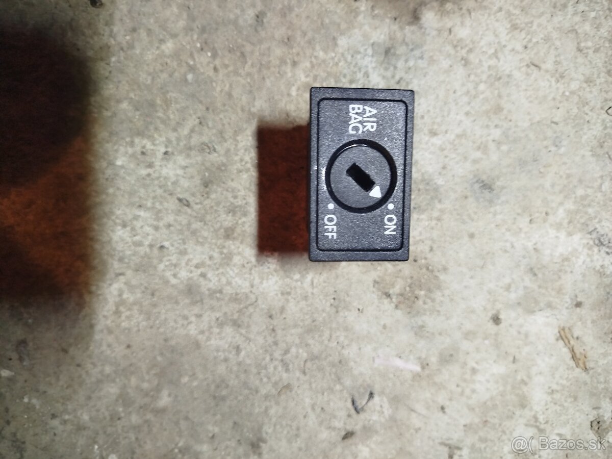 Náhradné diely VW Touran 2 - 7