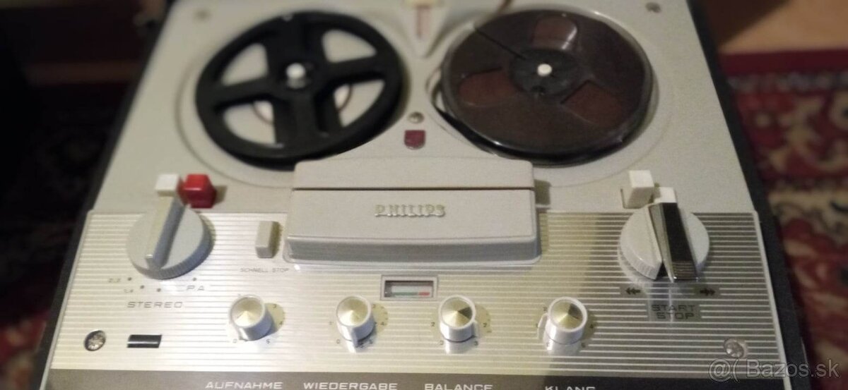 Predám premietacku projekční ,stereo philips - 7