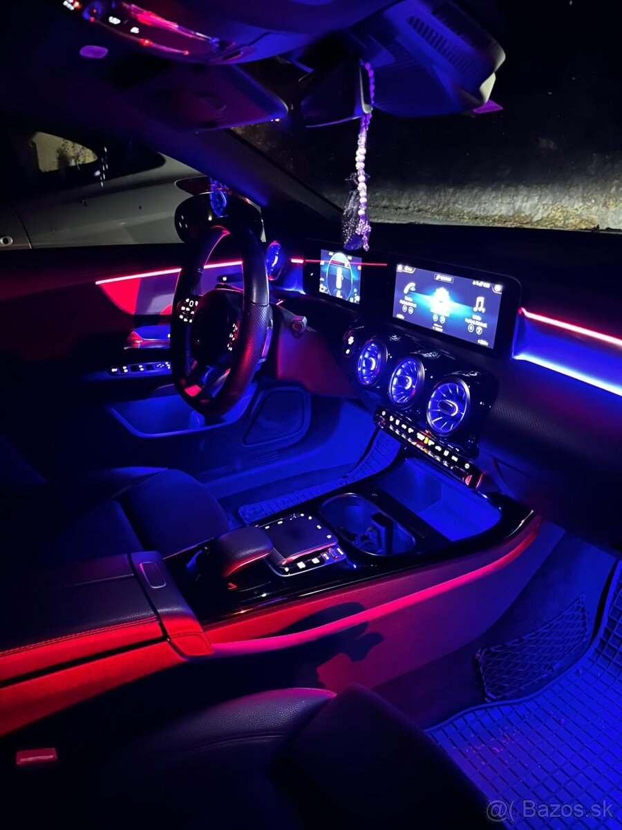 Mercedes Benz CLA - 7