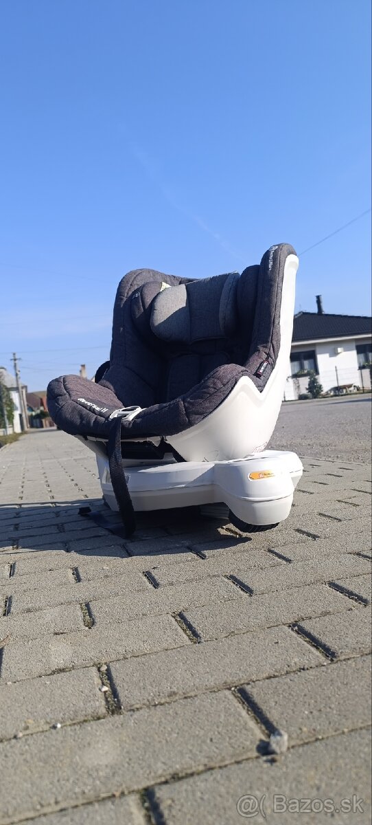 Autosedačka Petite&Mars Reversal II Isofix - 7