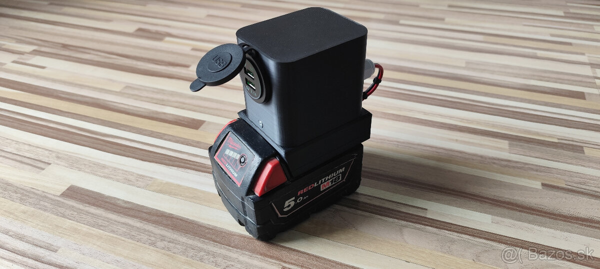 USB nabíjací adapter na batériu Milwaukee M18 - 7