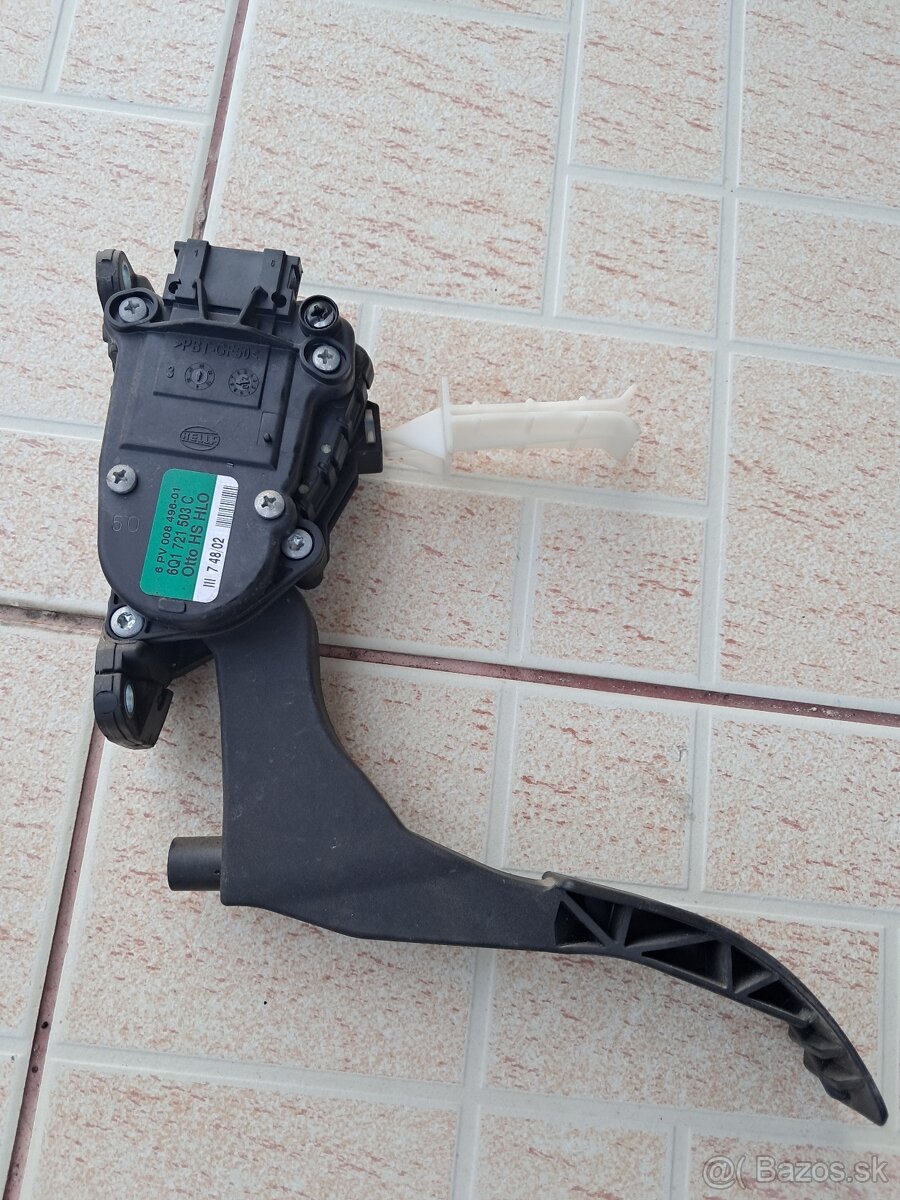 Predám diely 1.4 16v 55kw - 7