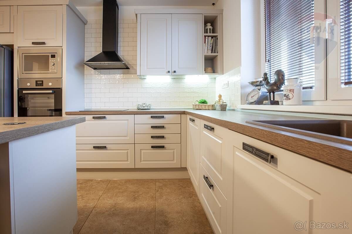 Na predaj 5-izbový rodinný dom v Sološnici - 7