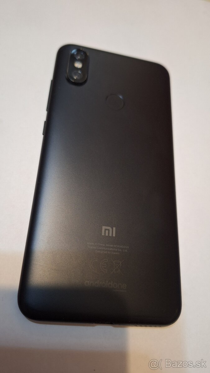 Xiaomi Mi A2 lite dual sim 4/64GB čierny - 7
