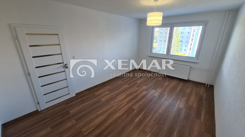 Na predaj 3-izbový byt s balkónom v Detve - 7