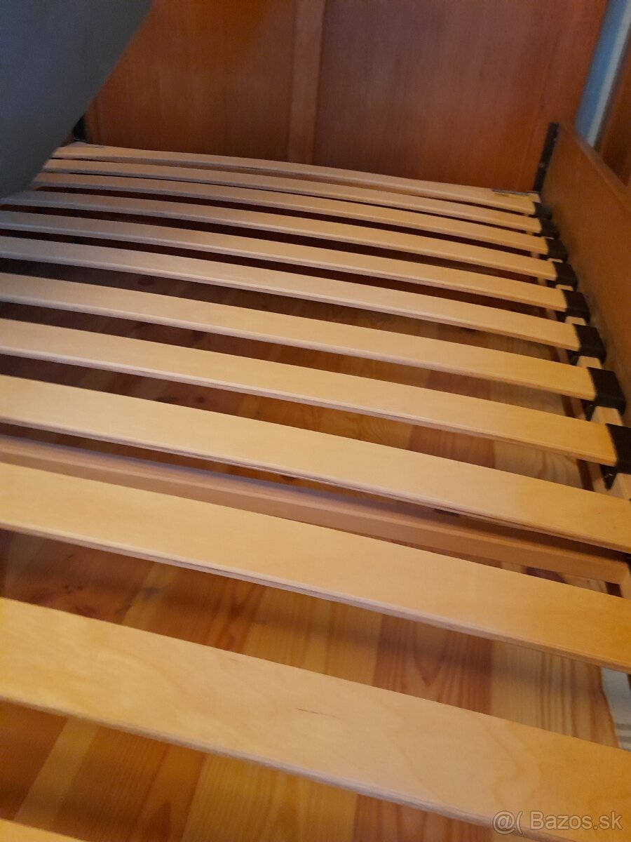 Starožitné postele, stolíky - 7