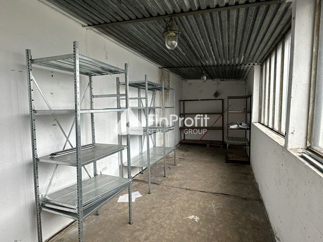 Skladovacia hala s priamym vstupom na prenájom - 533 m2, Kuk - 7