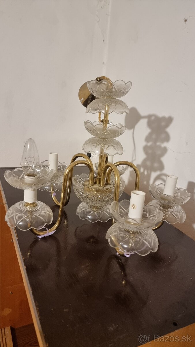 Lustre - 7