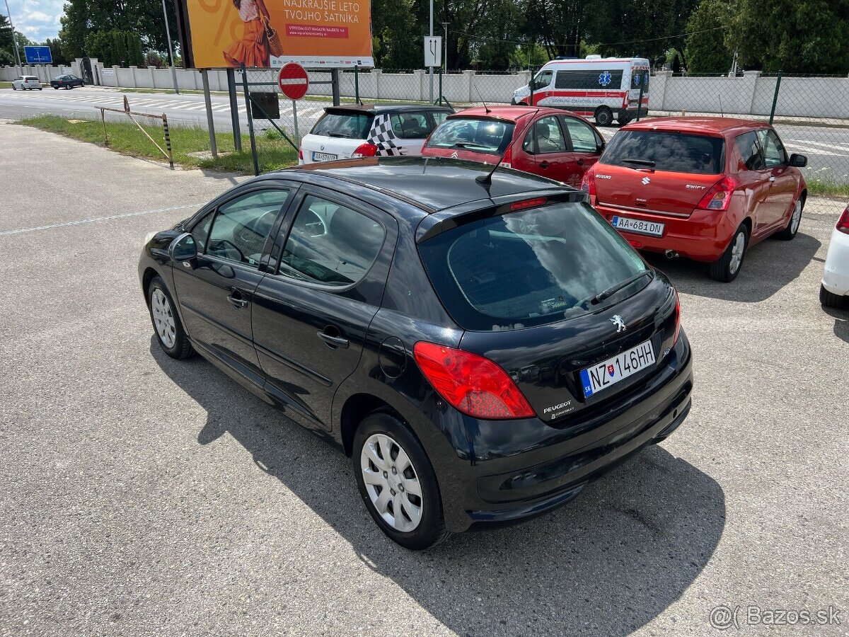 Peugeot 207 1.4 benzín, 70kW, MT/5, rok:08.2009. - 7