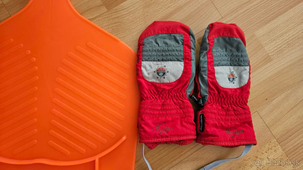 detske rukavice a klzak na sneh - 7