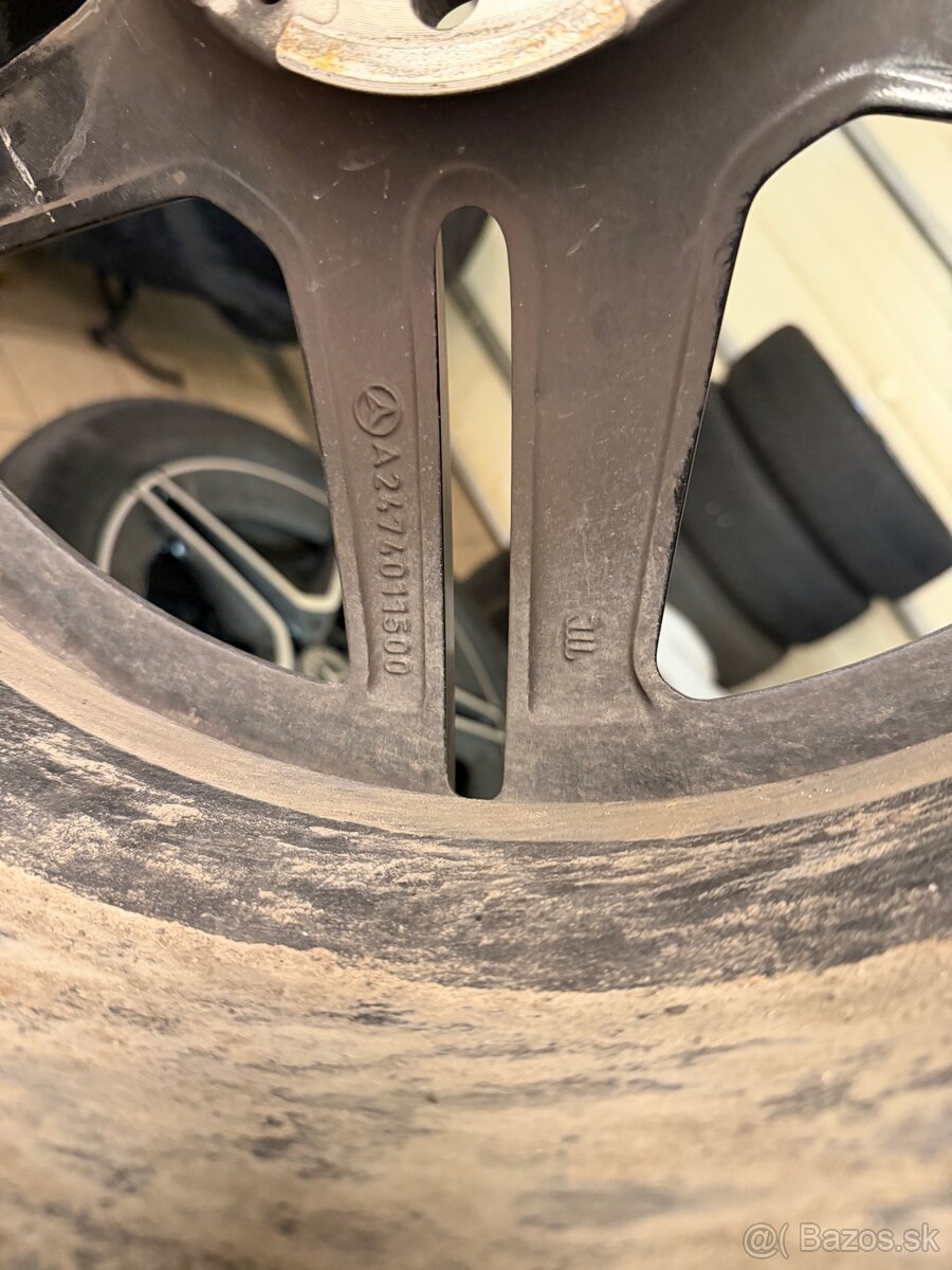 Mercedes R19 AMG - 7